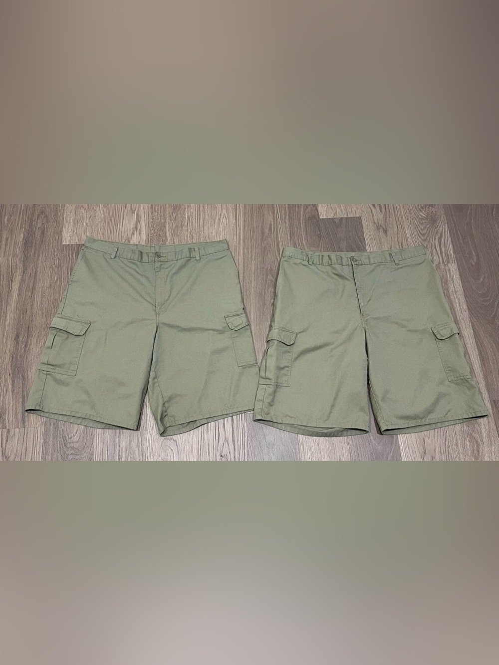 42 DICKIES Mens Tan Khaki Cargo Work Shorts Uniform - Lot of 2 Pairs Workwear